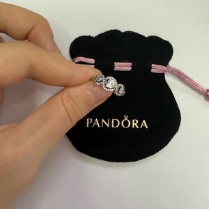 PANDORA HALO HEART TRILOGY RING SIZE 6